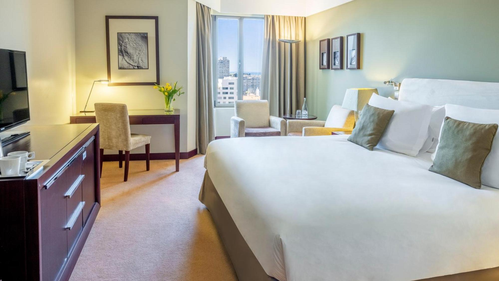 Hotel Crowne Plaza Porto By Ihg Exterior foto
