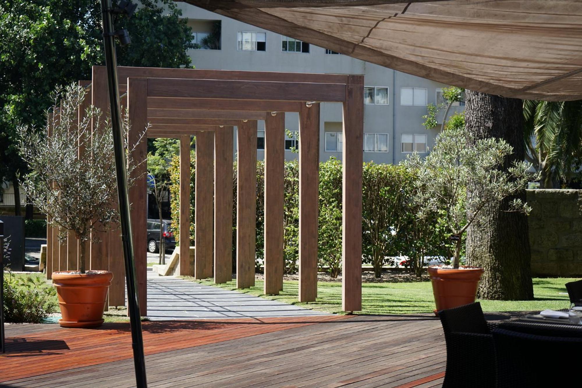 Hotel Crowne Plaza Porto By Ihg Exterior foto The pergola